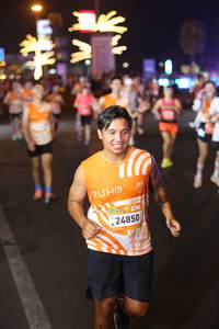 BIB: 211, 24850
                            <button type="button" onclick="openModal(23116587)" class="btn btn-primary btn-sm float-right btn-popup" data-toggle="modal" data-target=".modal-high-quality">
                        <i class="fas fa-shopping-cart"></i> Add to Cart
                    </button>
                                            <button type="button" onclick="isThisMe(23116587, true)" class="btn btn-success btn-sm float-right btn-popup btn-isme hidden" data-toggle="tooltip" data-placement="bottom" title="นี่คือรูปของคุณใช่ไหม คลิกที่นี่เพื่อเอาเข้าอัลบั้ม">
                        <i class="fas fa-plus"></i> Add to album
                    </button>
                    <button type="button" onclick="isThisMe(23116587, false)" class="btn btn-warning btn-sm float-right btn-popup btn-isnotme hidden">
                        <i class="fas fa-ban"></i> Remove from album
                    </button>